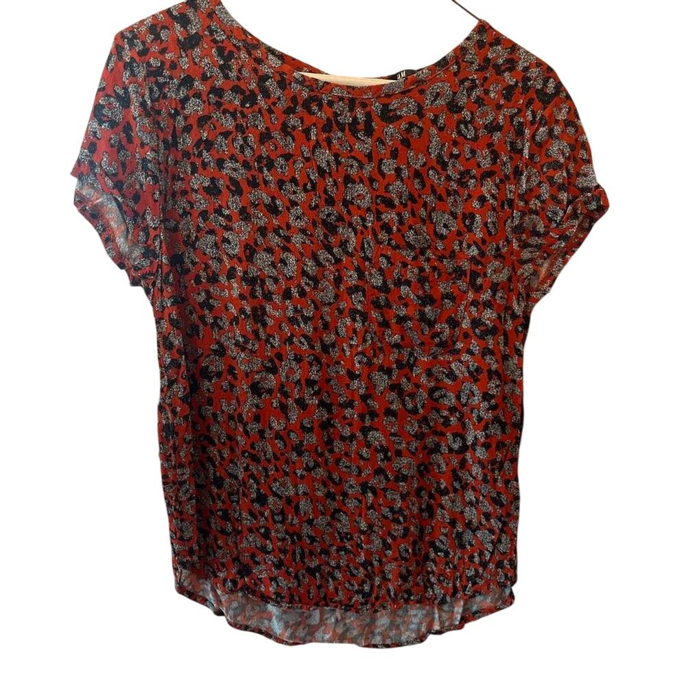 H&M size 8 Red, black, and gray leopard print blouse